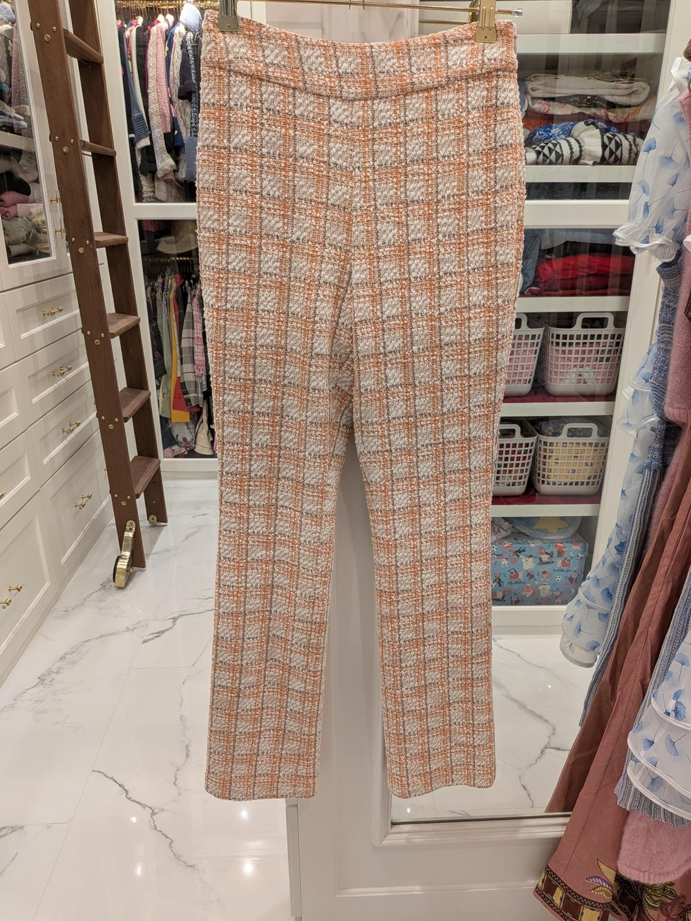 NWT Toccin Women's Tweed Plaid Straight-Leg Pants in Peach and White